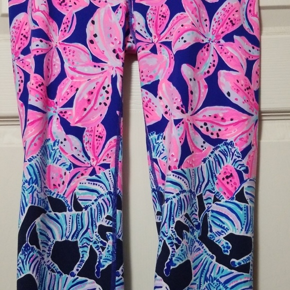 Lilly Pulitzer luxletic - Picture 3 of 5